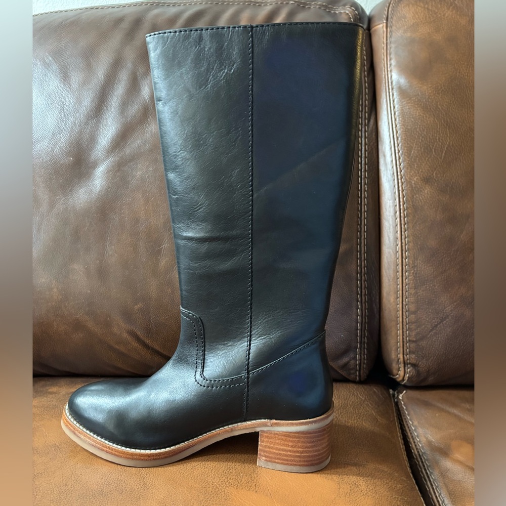 Frye Camryn Tall Black Smooth Leather Heel Pull On Boots Size 8.5 NWT - Picture 4 of 6